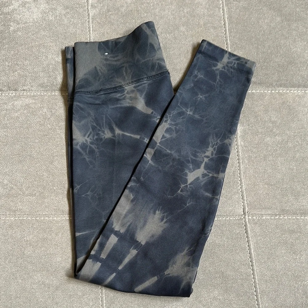 Aerie Kids Charcoal Tie-Dye Leggings